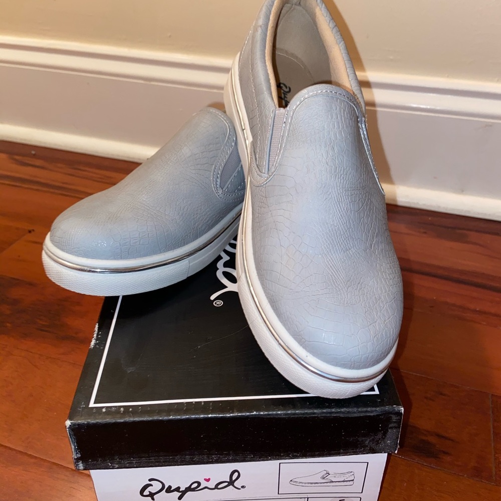 Qupid Slip-On Sneaker